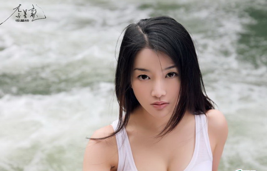 s女李璐茜春季旅行大片